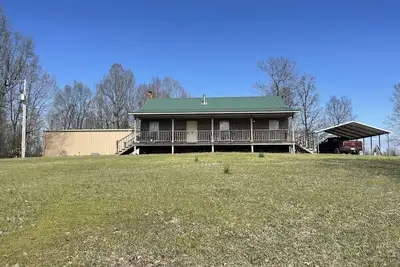 Image de Secluded Country Home