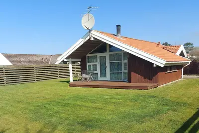 Image de Modern holiday home with 200m to beach
