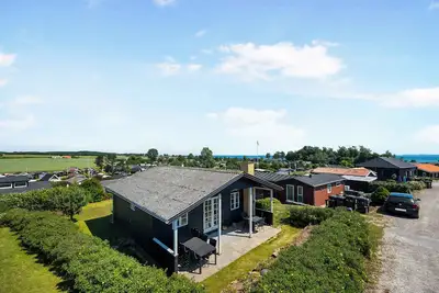 Image de Cosy summercottage in Kerteminde Sommerby