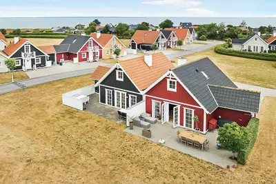 Image de Charming terraced house by the beach and forest