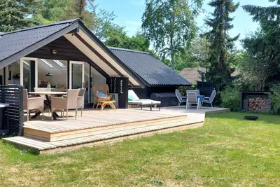 Image de Charming holiday home in Marielyst near the beach and forest