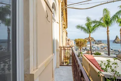 Image de Seaview Modern Apartment with Balcony
