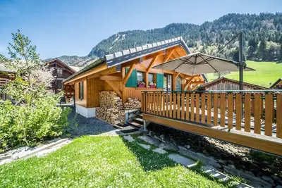 Image de Chalet 5 personnes à Morzine, avec vue sur la montagne, terrasse privée et Wi-Fi