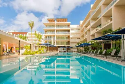 Image de Dt Condo | Pool | Free Beach Access | Fast WiFi