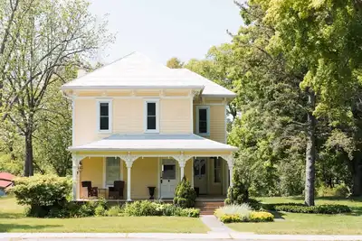 Image de Watson House - Century Home near Sandbanks