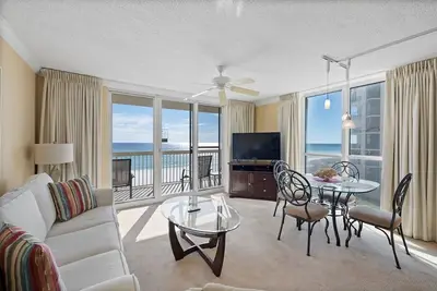 Image de Pelican Beach 0411 (1-Bedroom Condo) by Pelican Beach Management