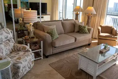 Image de Pelican Beach 1014 (2-Bedroom Condo) with Pool by Pelican Beach Management