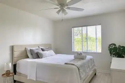 Image de Great Apt Steps From Lagoon And 5min To Beach