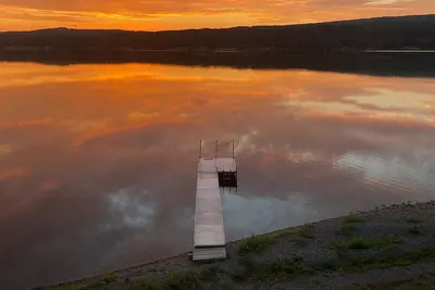 Image de Sunshine Daydream - \"300 Feet of Natural Honeoye Lake Shoreline! \"