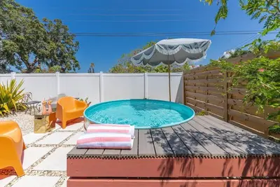 Image de Magical Guesthouse 1 mi from Srq airport