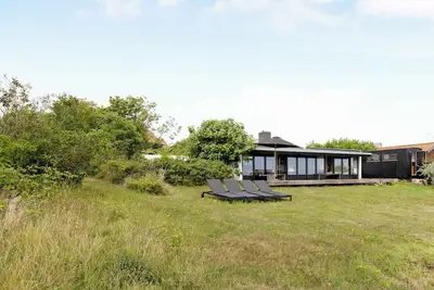 Architect designed holiday home with sea view