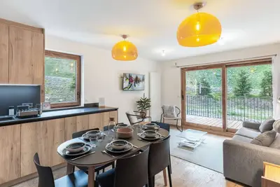 Image de Appartement familial skis aux pieds Ă Courchevel - 6 personnes, confort moderne
