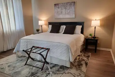 Image de Spacious & Beautifully Furnished Long Term Home Located in Gated Co