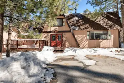 Image de Pet-friendly home with private pool, foosball, doggy door, game room + more!