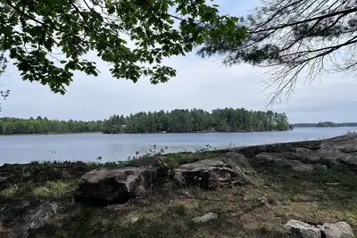 Image de Historic but HiTech, modern Burleigh Falls cottage on Stony Lake. Amazing views