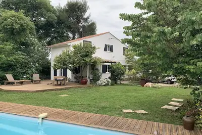 Image de Magnifique maison de charme avec piscine au calme et proche de tout