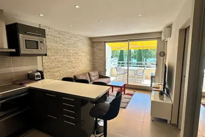 Image de Location appartement T2 résidence standing Piscine Clim wifi