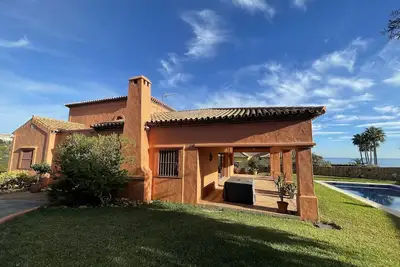 Image de Villa Avec Piscine À 5 Minutes De La Plage