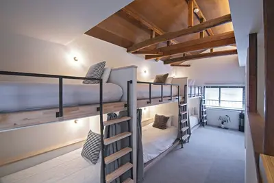 Image de New open Nishikujyo house5mins to Usj - Travel time Nishikujo / Osaka Ōsaka