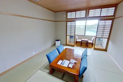 Image de 10 tatami Japanesestyle room lakeside view stay without meals no smoke / Unzen Nagasaki