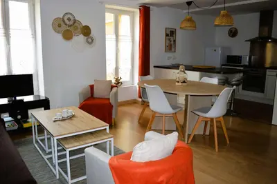 Image de L'escapade - Logement les pieds dans l'eau Ă Luc