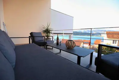 Image de Luxury Villa Lana Apt, Seaview Terrace, Large Outdoor Space, Bbq, close to beach