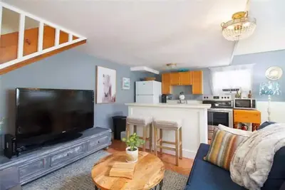 Modern Loft Downtown