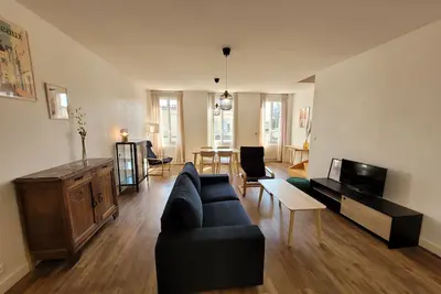 Image de Duplex Cosy et Lumineux Bordeaux\/Vignoble\/Plages Médocaines - Proche commerces.