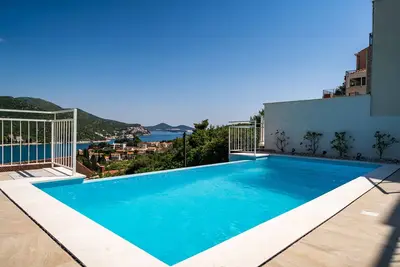 Image de Villa with Swimming Pool Tia&Ella