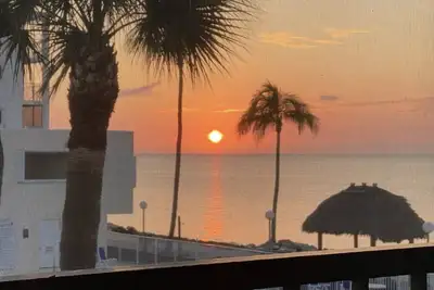 Image de Pineapple Retreat / Serene Ocean-View Escape #12