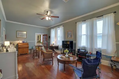 Image de Pet-Friendly Home w/ Yard: 3 Mi to Dtwn Houston!