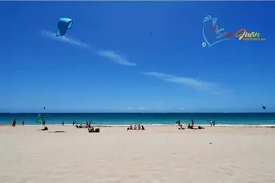 Villa Pelicano. Steps from the beach.