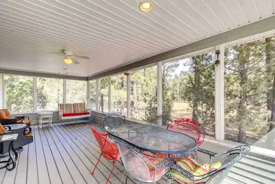 Image de 1 Mi to Lake: Dog-Friendly Home in Show Low!