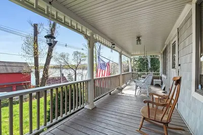 Image de Grammy's Lake House w/ Private Waterfront Access