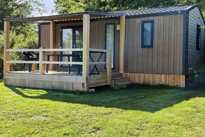 Image de Mobil home Aquitaine Confort 24m² - 2 chambres + terrasse couverte + Tv 4 personnes