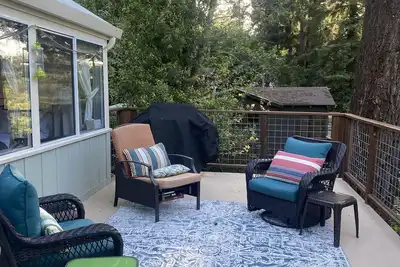 Image de Russian Riverside Cottage in Healdsburg