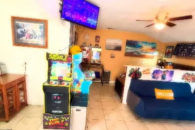 Image de Great stay with games 35 min from Disneyland, universal studios, knotts berry farm
