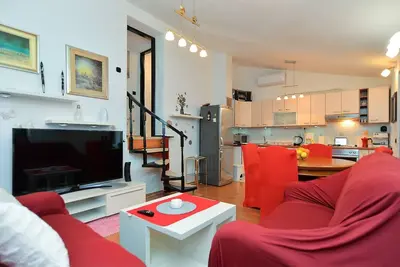 Image de Appartement de trois chambres avec la terrasse Banjole, Pula (A-20675-a)