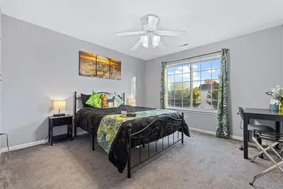 Image de 2bdrms/1. 5bath-5beds/Quiet/Laundry/Jungle Theme/Free Wifi/Sleep6