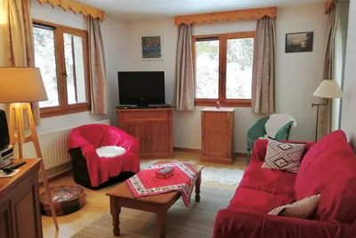 Image de Appartement cosy pour 4 personnes avec piscine et sauna, proche centre et domaine skiable à Samoëns