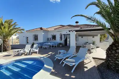 Luxurious, spacious villa with very large garden and swimming pool.