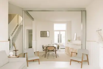 Image de Spacious House w\/ Sea Views Opposite Beach