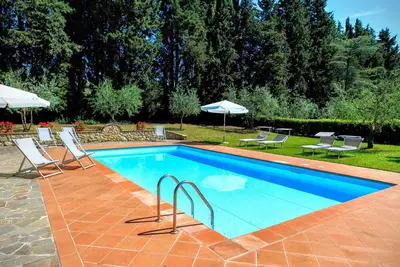 Image de Belle maison de vacances privée avec piscine privée, Wifi, climatisation, patio, près de Sienne