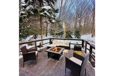 Image de Cozy home 4 Br- Perfect Getaway!