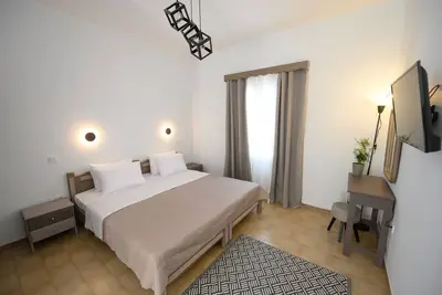 Verano V4 (up to 2 guests) - Cozy apartment 2 minutes (200m) to the beach