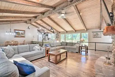 Image de Beautiful Large close to Skiing / Wine Tasting!