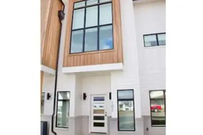 Image de Phillips · SoKno Townhome ~ Walk to Food & Drink + Riverfront