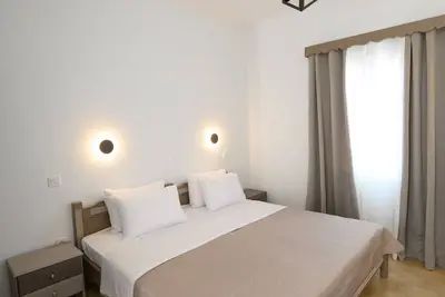 Image de Verano V6 (up to 2 guests) - Cozy apartment 2 minutes (200m) to the beach