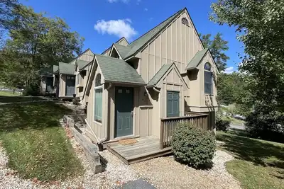Image de 14022 Maple Way - Townhome at Blairs Ridge