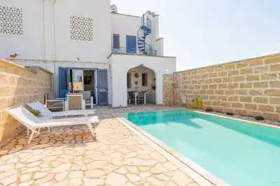 Image de Villino Lorenzo for Rent 3 min from Porto Cesareo with Pool